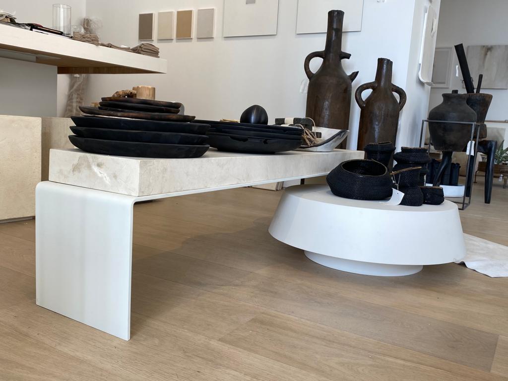 ריוט פנים וחוץ